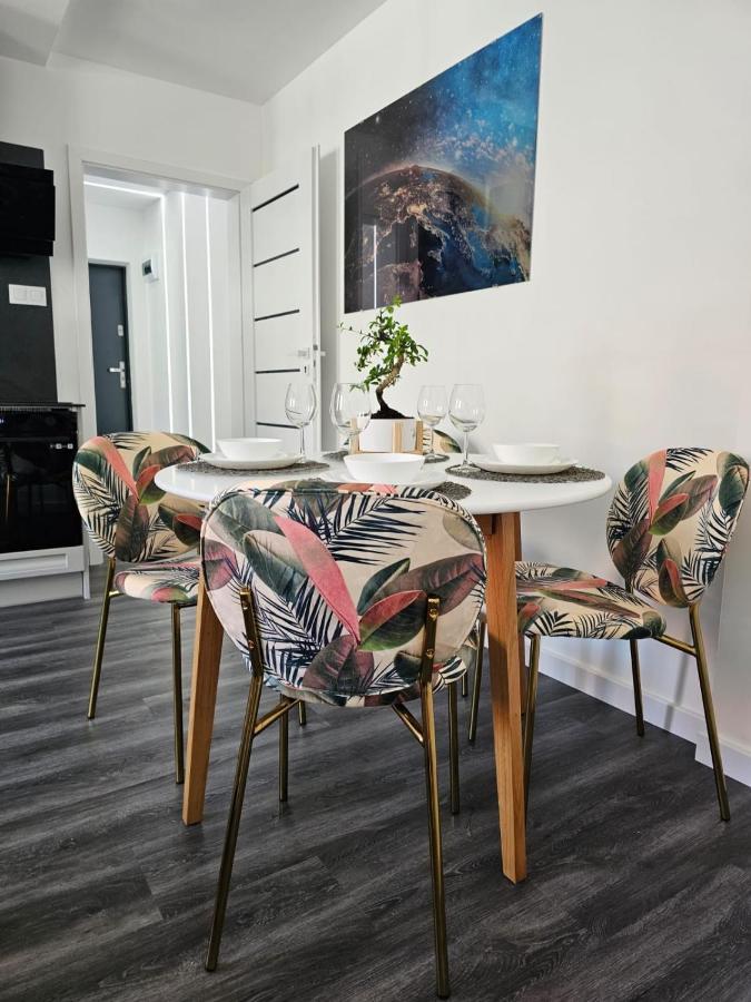 Galaxy Apartments 2 スウプスク エクステリア 写真
